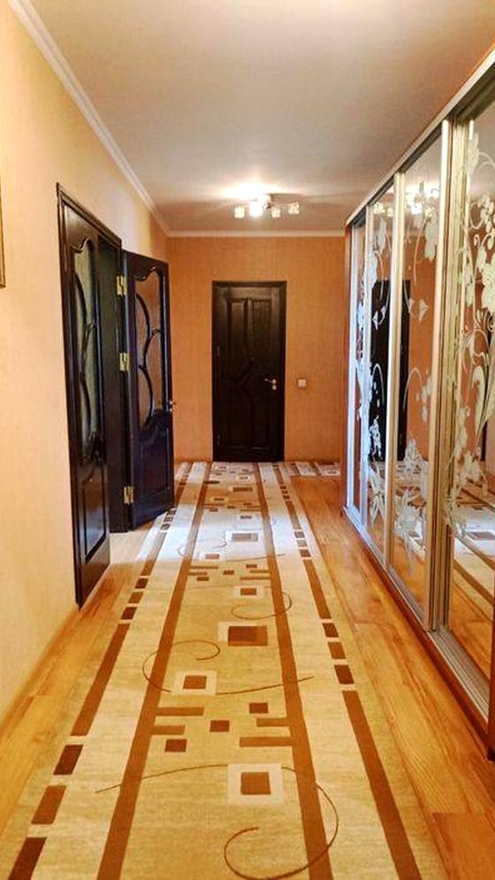 вулиця Старицького
