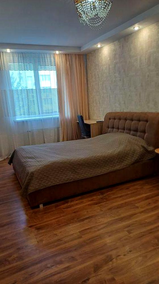 вулиця Боголюбова, 10