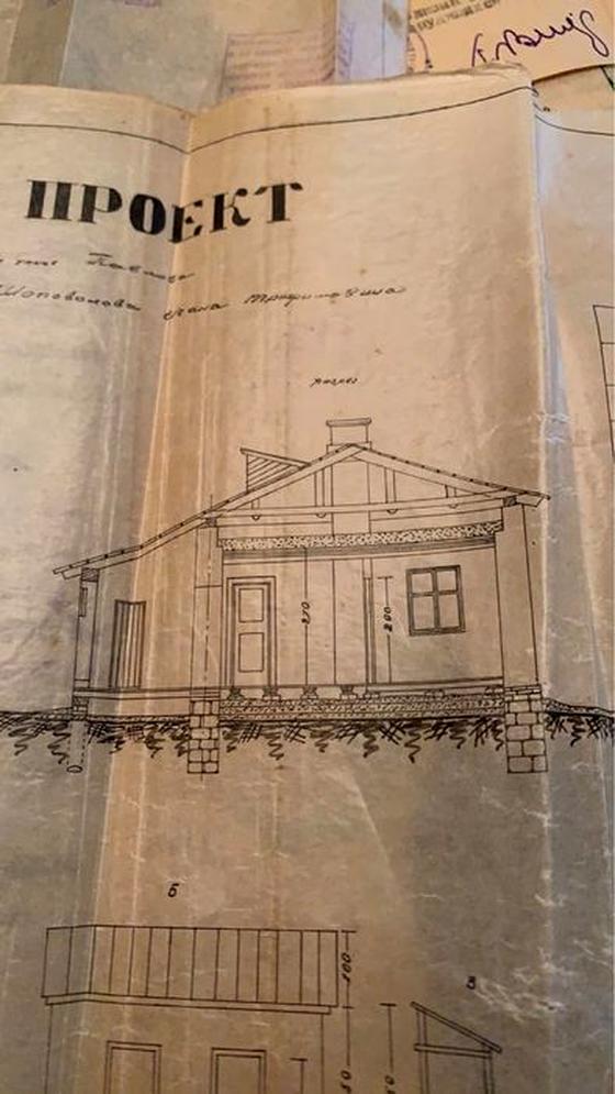 вулиця Володимира Керносенка, 13