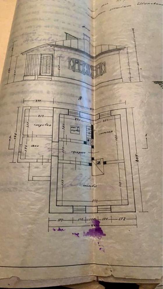 вулиця Володимира Керносенка, 13
