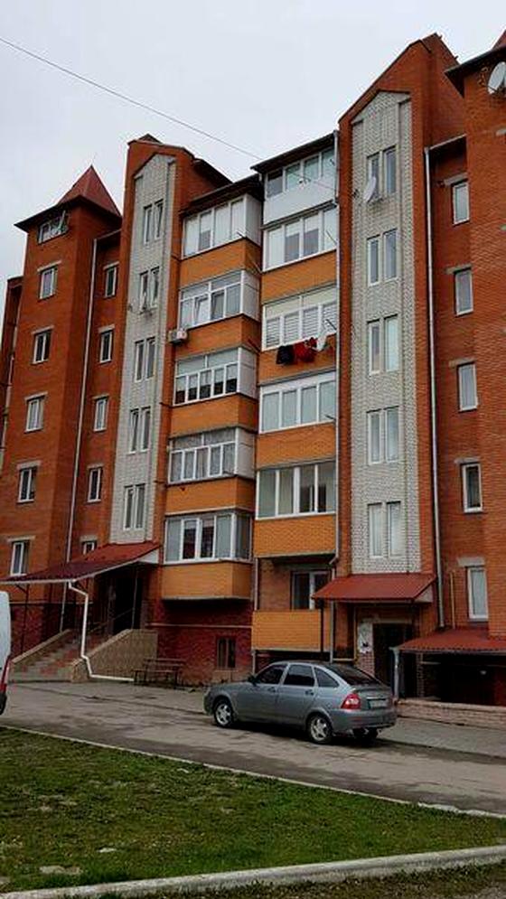Монастирська вулиця