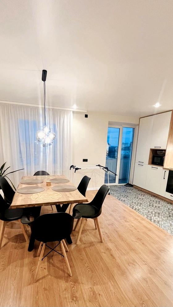 вулиця Академіка Тамма, 3/163