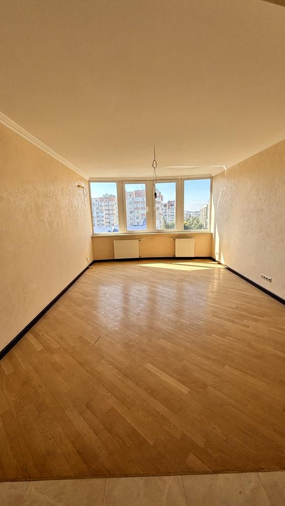 вулиця Зодчих, 32