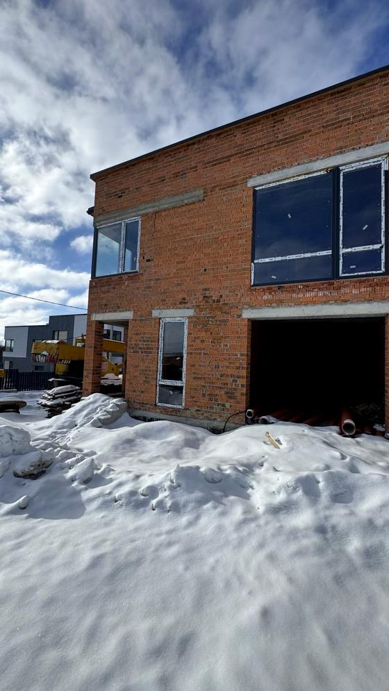 вулиця Володимира Мономаха, 1