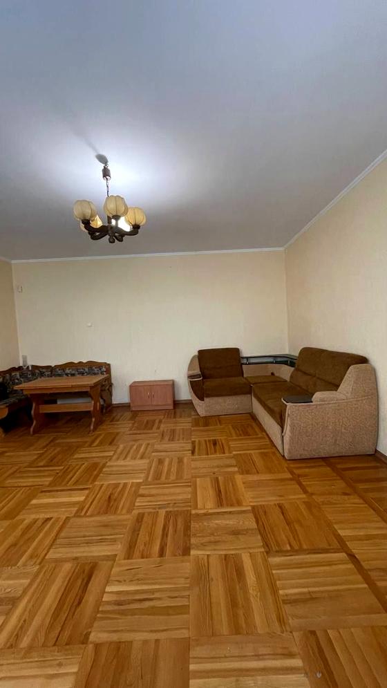 Петропавлівська вулиця, 74