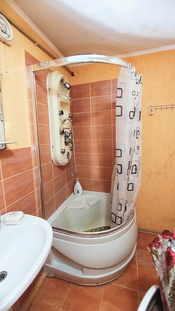 Соборна вулиця, 51