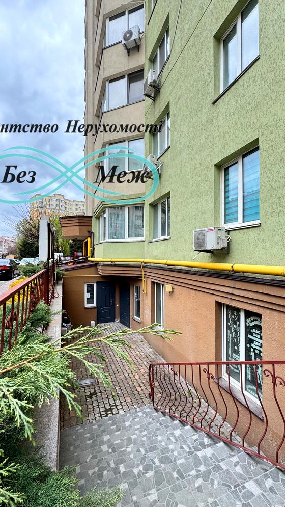 вулиця Боголюбова, 18