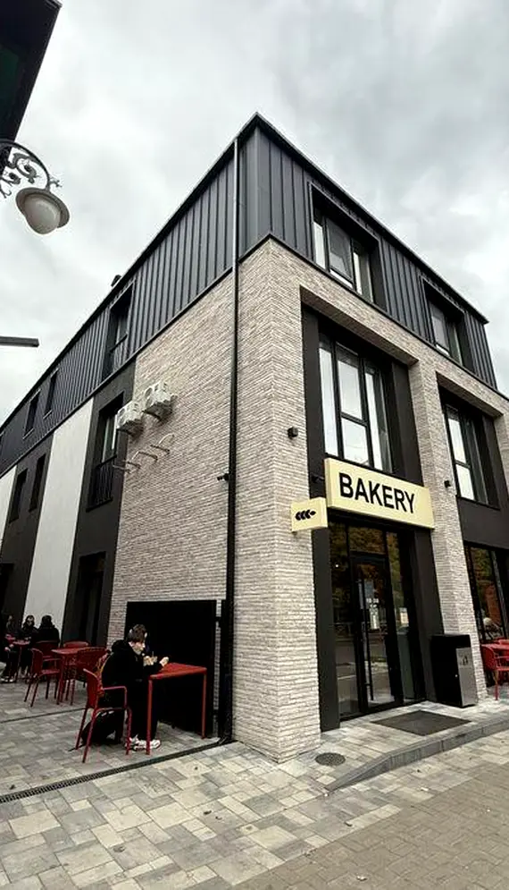 Gallery Photo