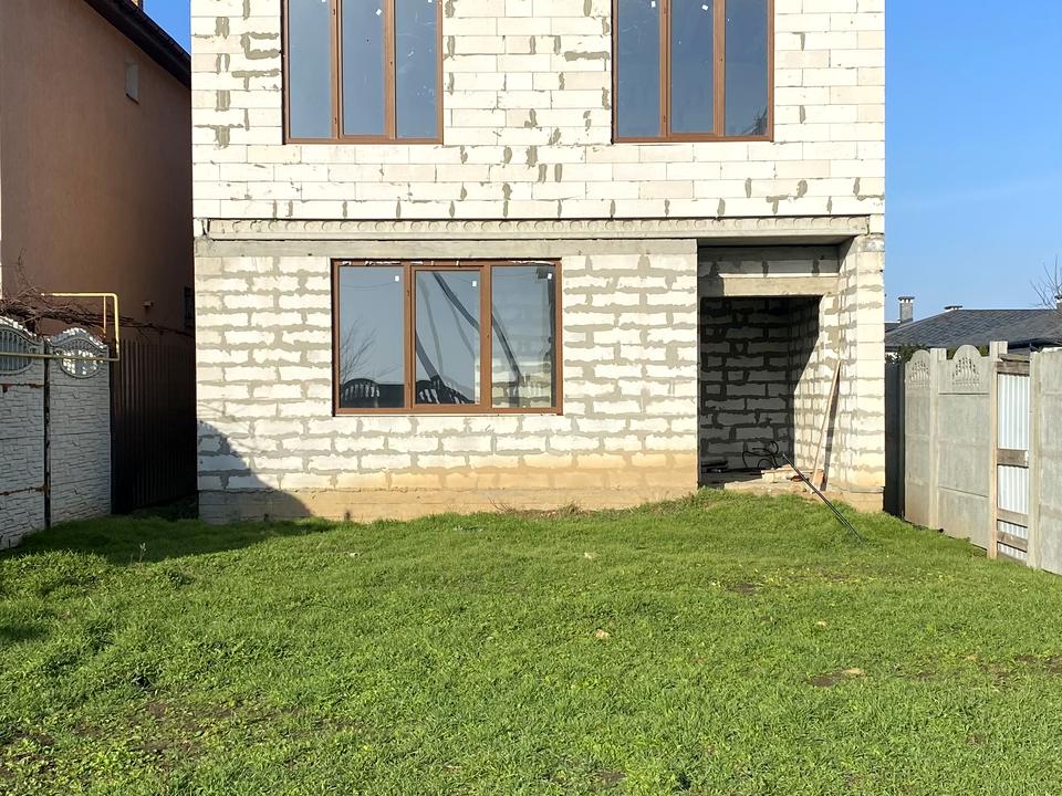 1853644563071815