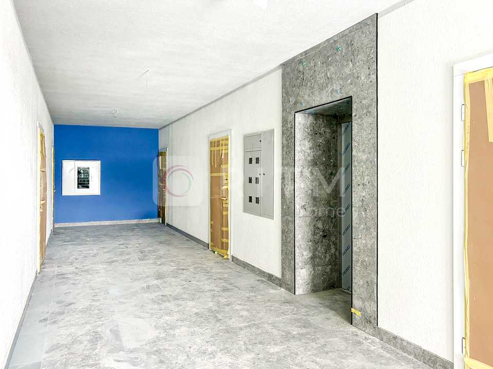 1854209164737391