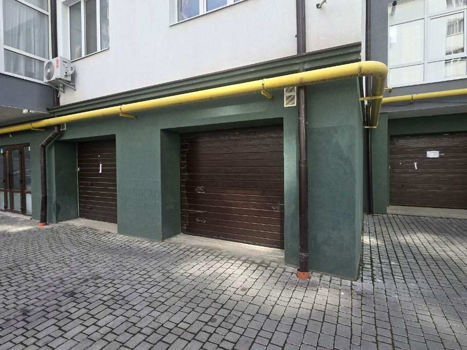 1855116854924535