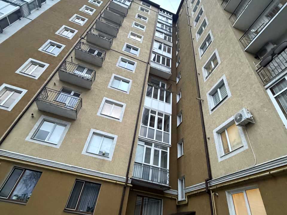 1855313256618490