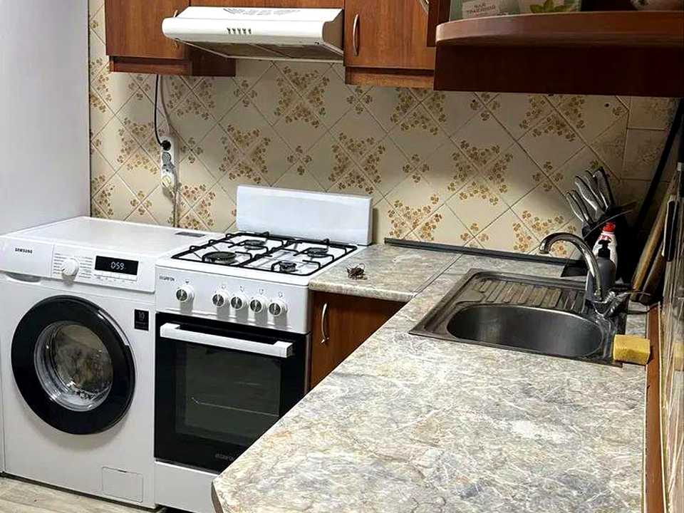 1855559631566354