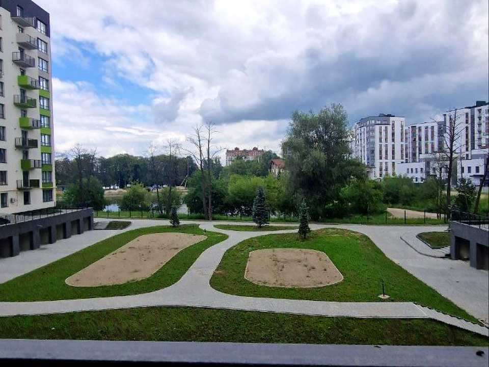 Фото з оголошення: Приозерна вул., (Будинок 23)