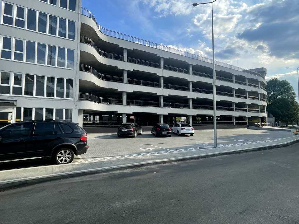 1856649726432201