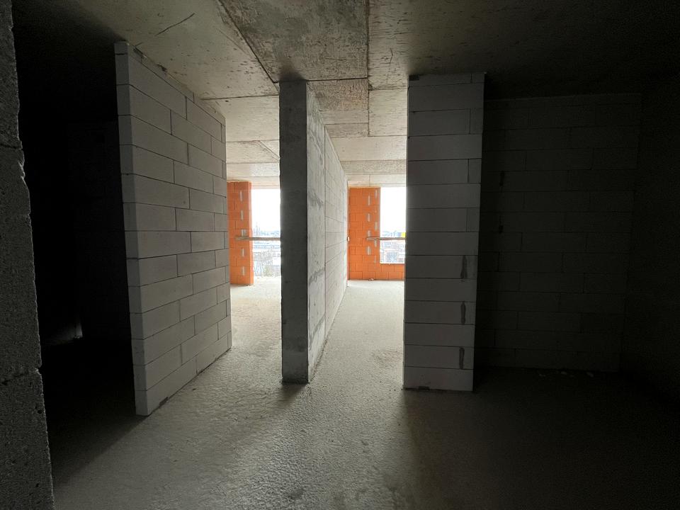 1858018385549965