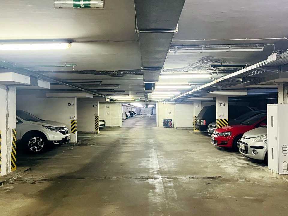 1858552907831318