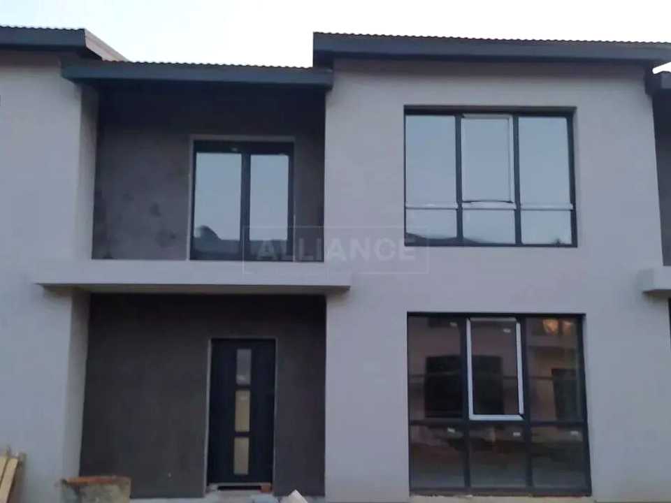 1858628971565368
