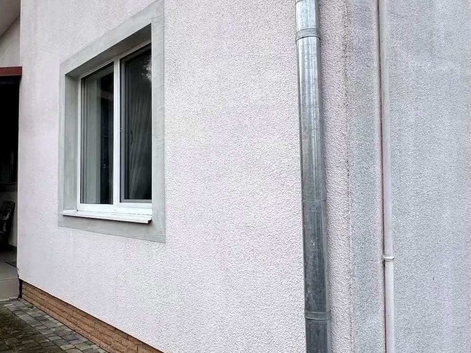 1858662671991729