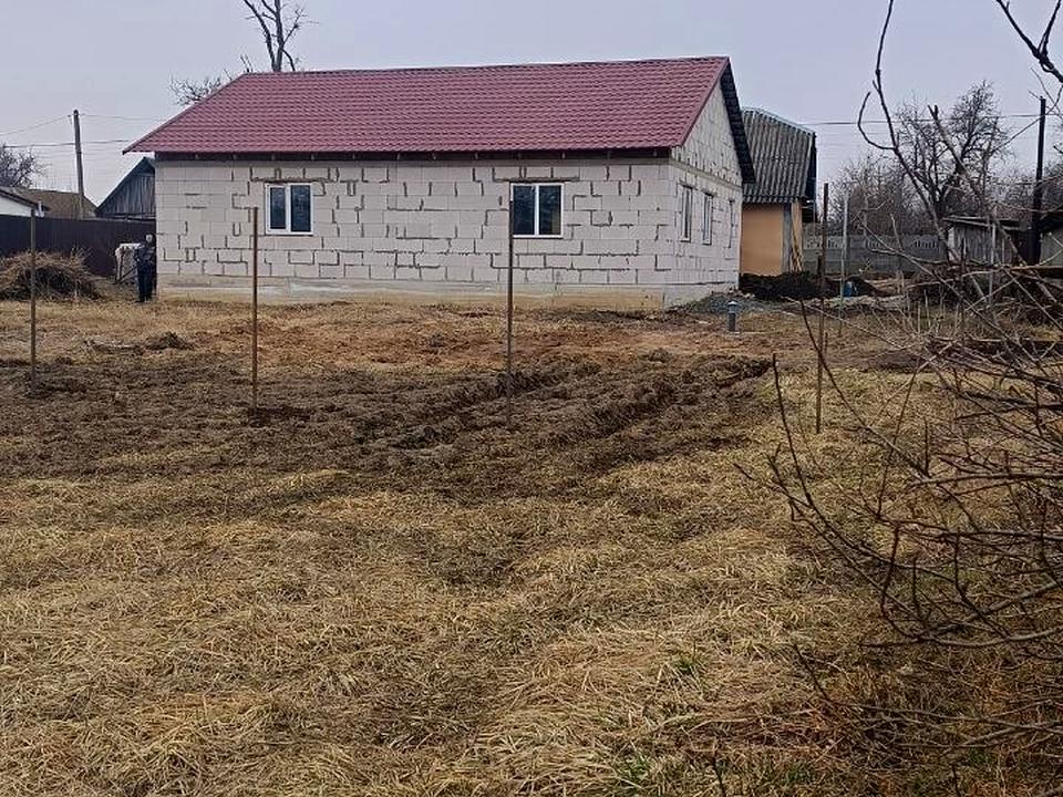 1860373936938557