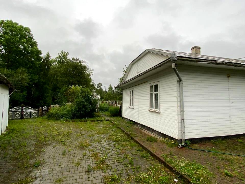 1860442376128146