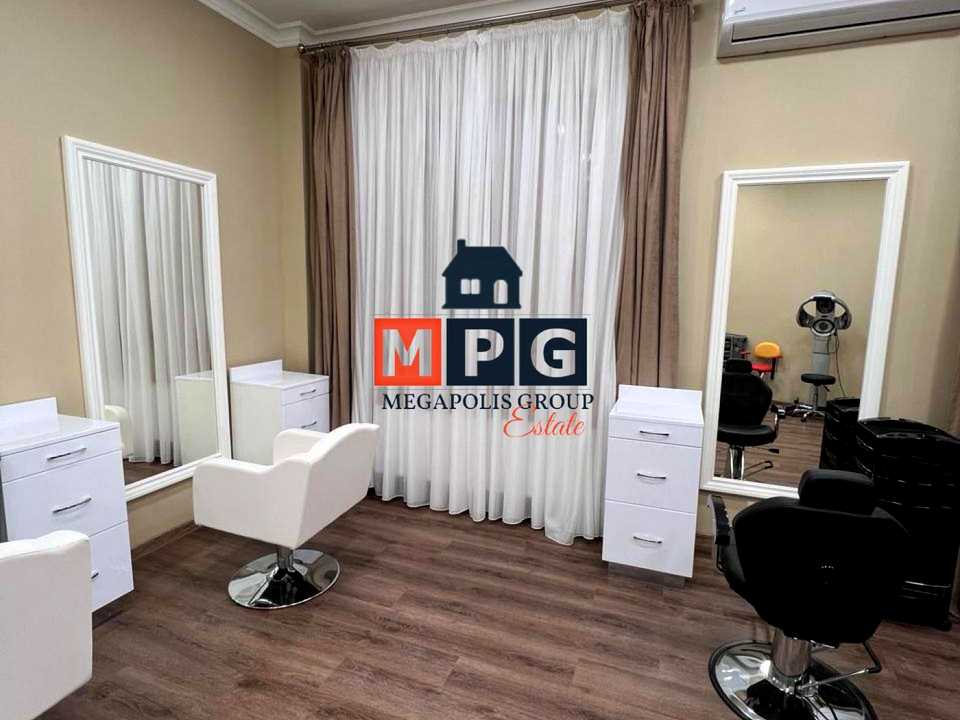 1860455345384624.jpg