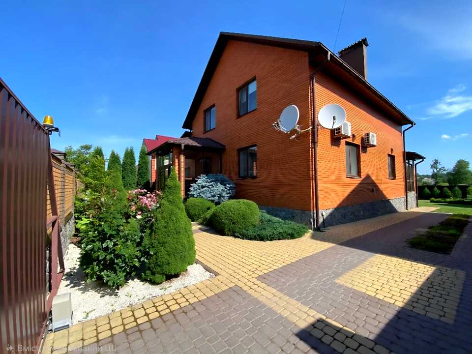1861997311677596