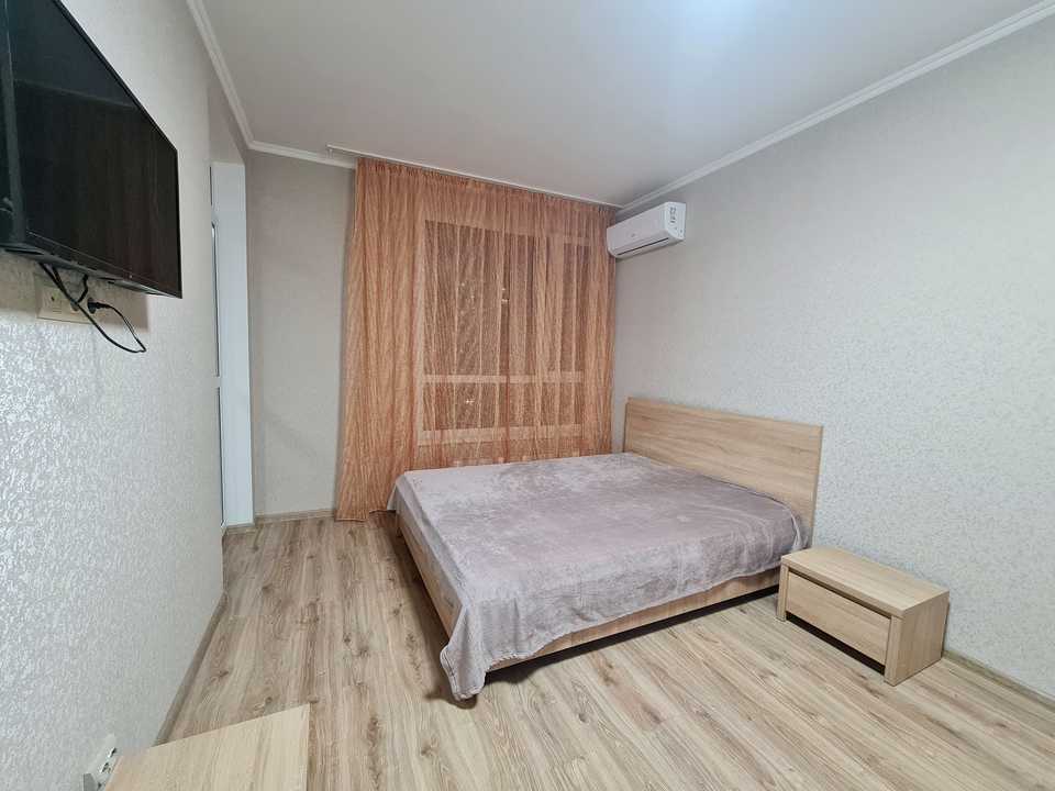 1862029980452951