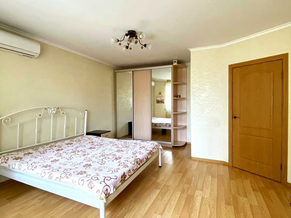 1862427786807384