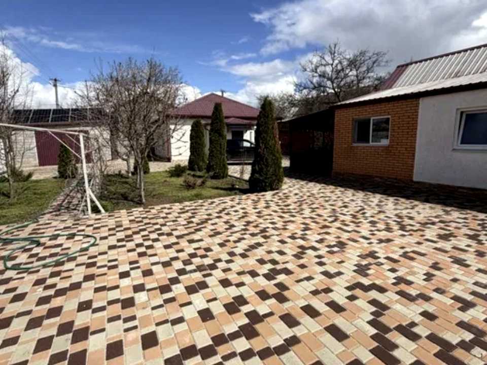 1862643250650947