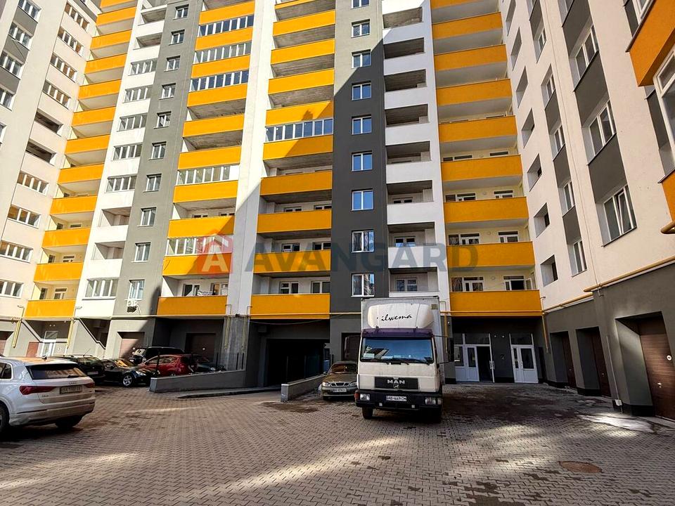 1862982446701215