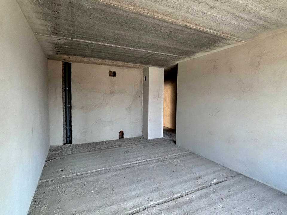1863158768691035