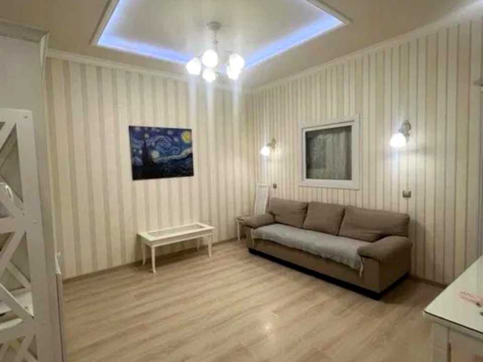 1863186008345975