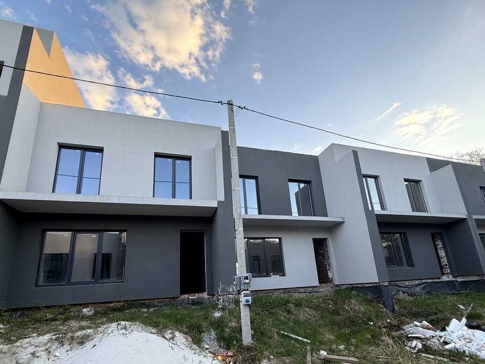 1863201007638232