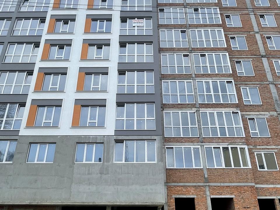 1863482413602903