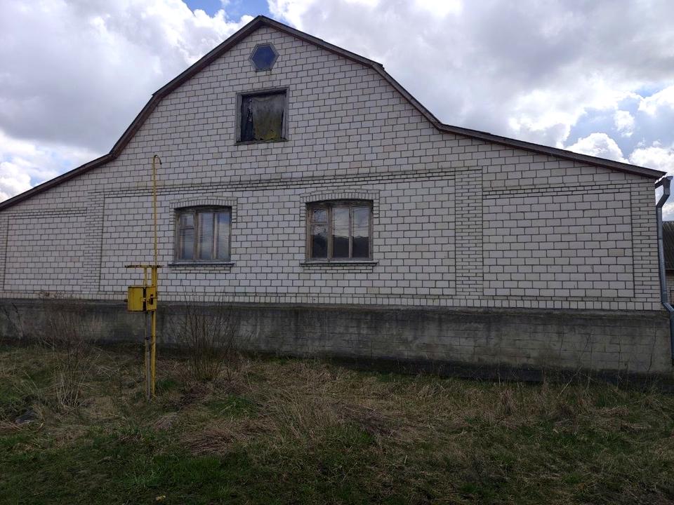 1863729657356041