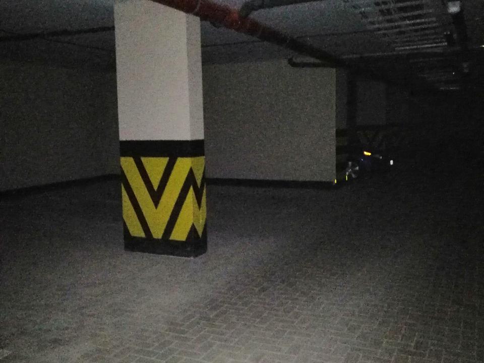 1863734623906051