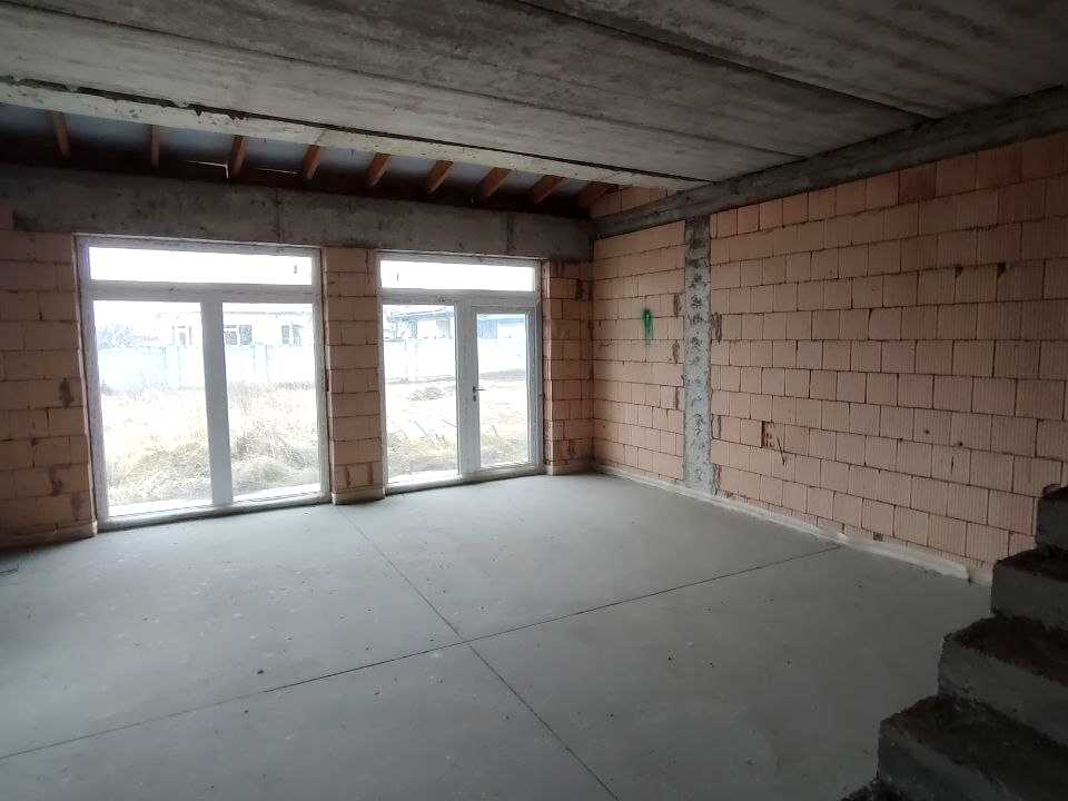 1863796590757351