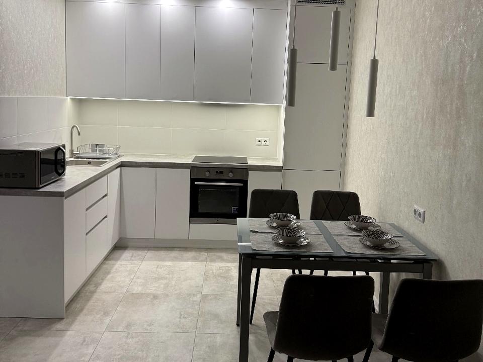 1863814842964962