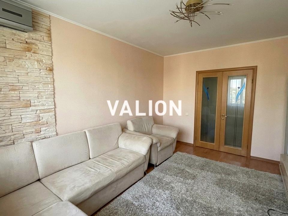 1863880712144816