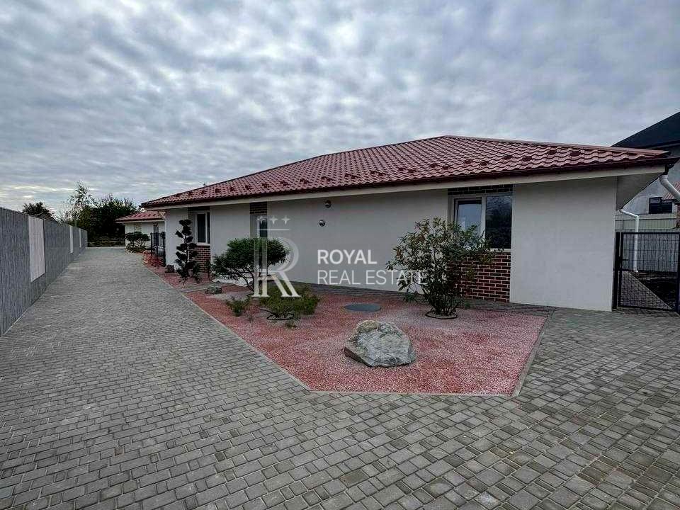 1864174308228585