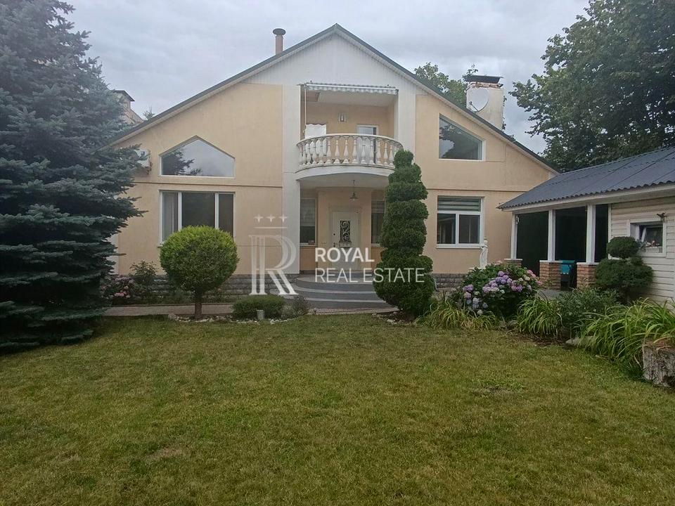1864238647316240