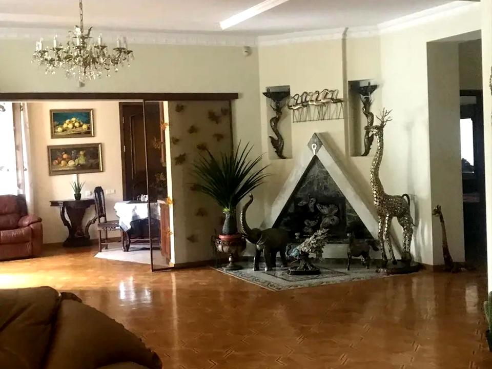 1864246029468682
