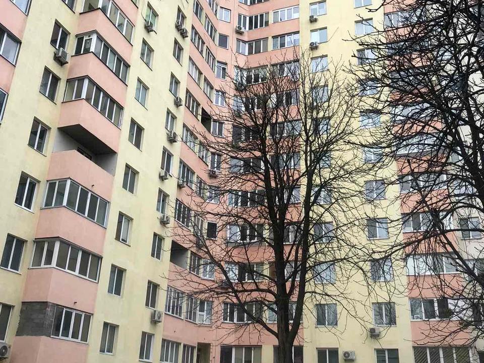 1864339244238476