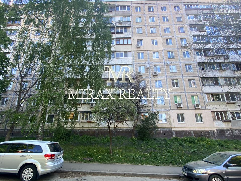 1864352662336708