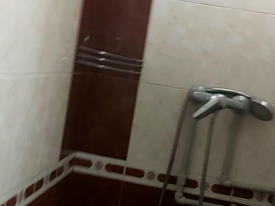 1864369152032399