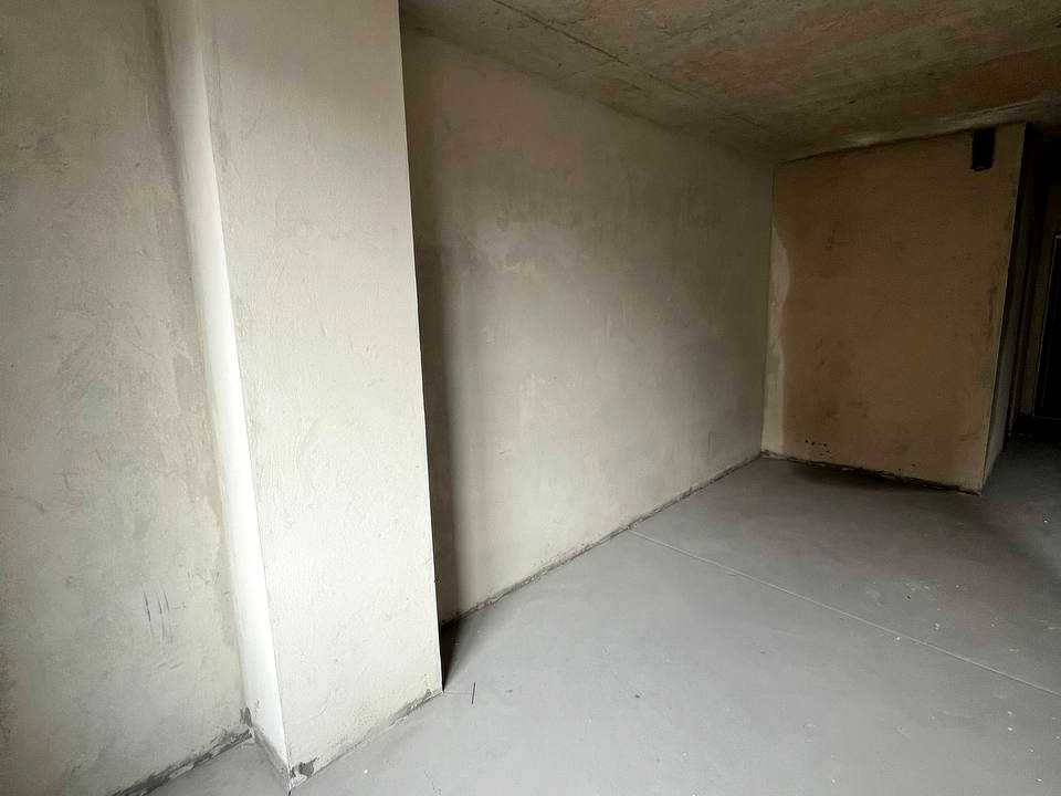 1864383272941161