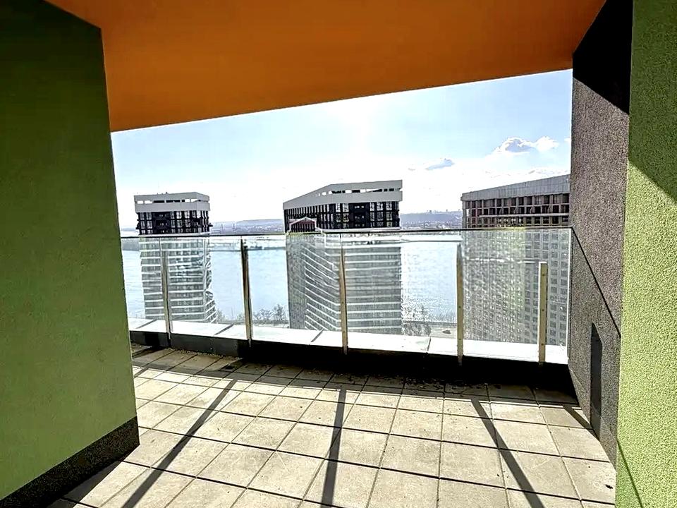 1864612770036179