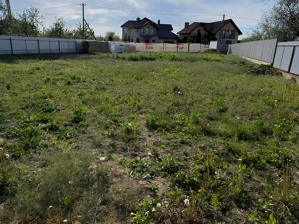 1864899668137817