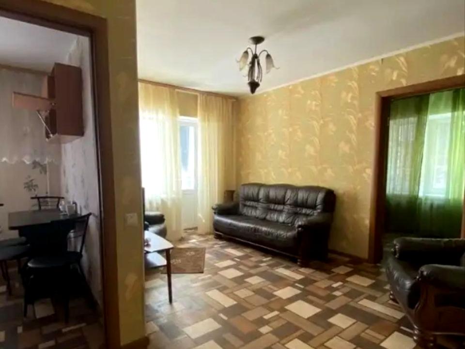 1864912267421137